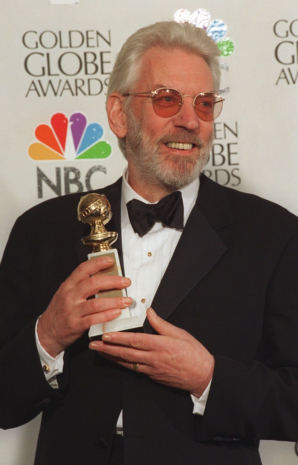 1996: Donald Sutherland wins Golden Globe for "Citizen X"